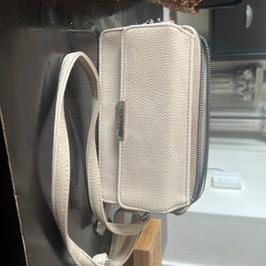 Kenneth Cole Reaction Shoulder/Crossbody Purse: Beige Vegan Leather